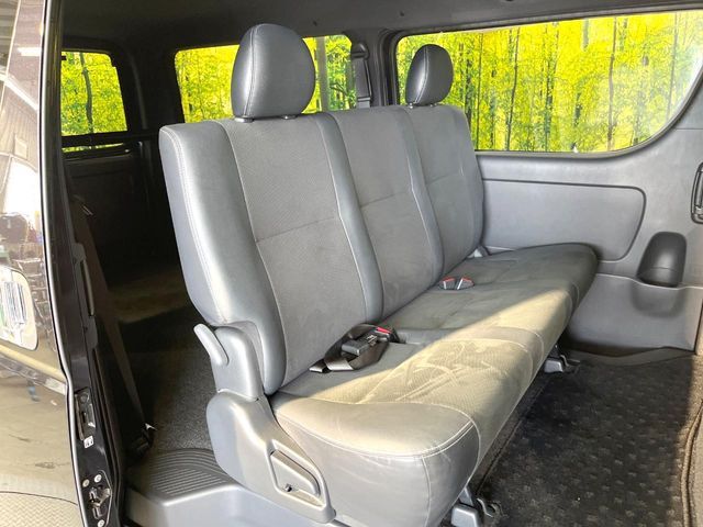 TOYOTA HIACE VAN 2WD 2025 Image 31