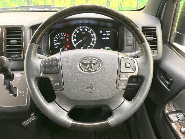 TOYOTA HIACE VAN 2WD 2025 Image 31