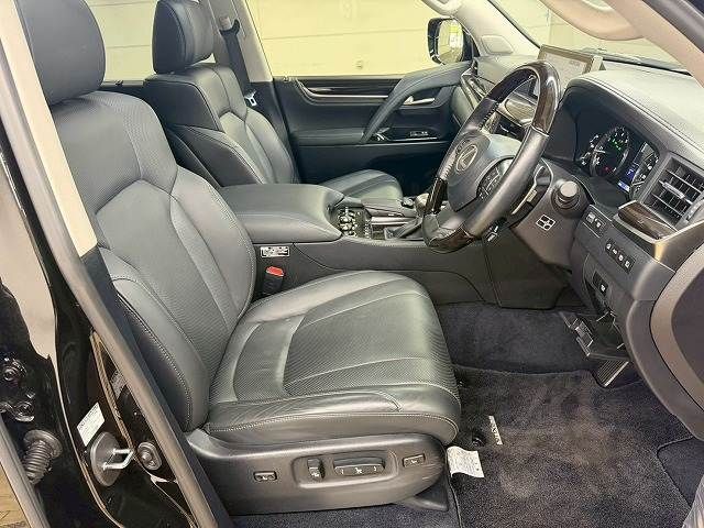 TOYOTA LEXUS LX570 AWD 2016 Image 31