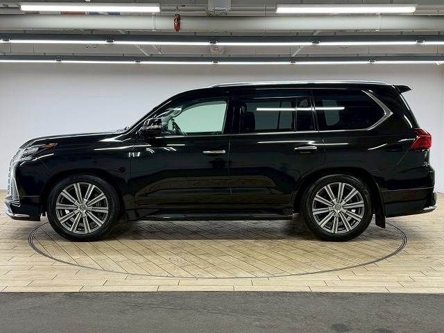 TOYOTA LEXUS LX570 AWD 2016 Image 31
