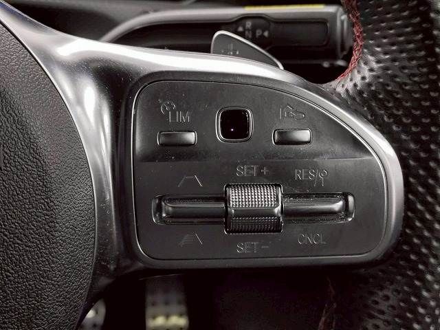 MERCEDES BENZ A CLAS 2019 Image 31