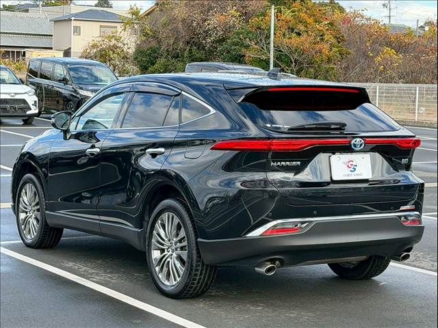 TOYOTA HARRIER HYBRID 2023 Image 31
