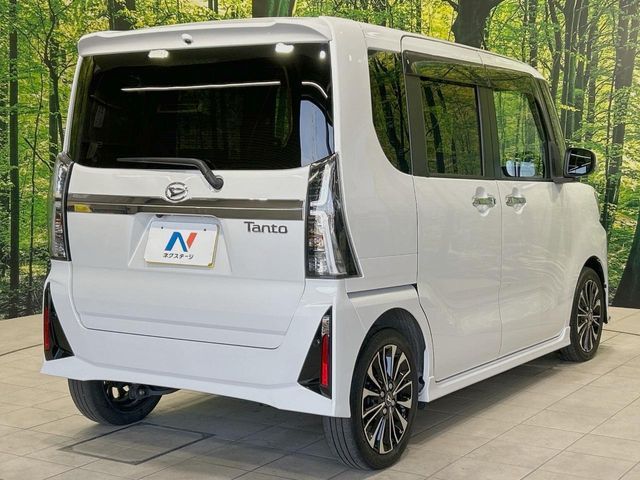 DAIHATSU TANTO CUSTOM 2023 Image 31
