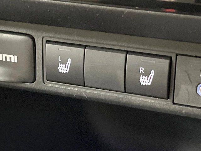 TOYOTA YARIS CROSS HYBRID 2025 Image 31