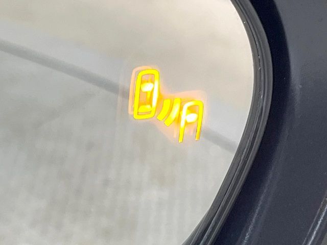 TOYOTA YARIS CROSS HYBRID 2025 Image 31