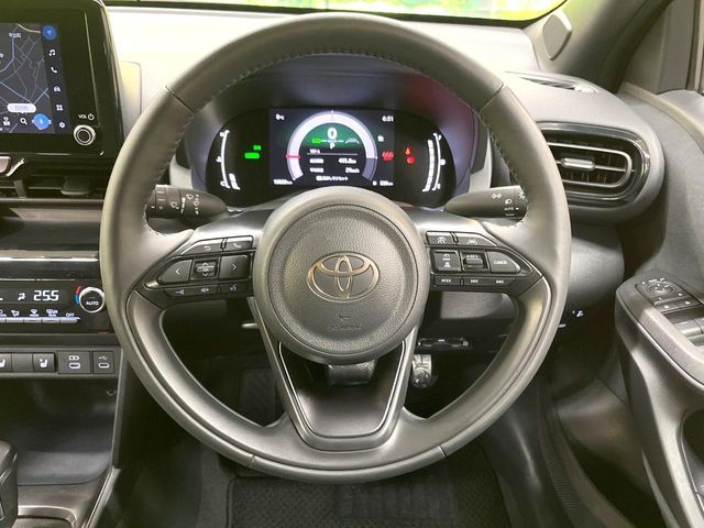 TOYOTA YARIS CROSS HYBRID 2025 Image 31