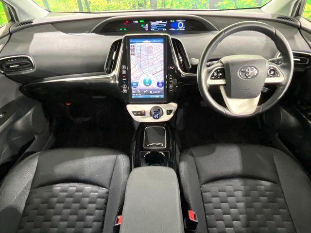 TOYOTA PRIUS PHV 2018 Image 31