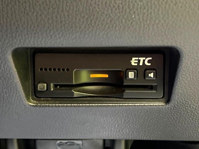 SUZUKI SWIFT 2018 Image 31