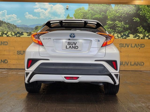 TOYOTA C-HR 2018 Image 31