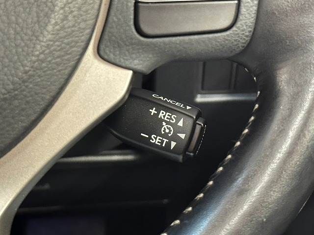 TOYOTA LEXUS NX300H 2016 Image 31