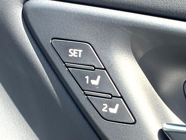 TOYOTA CROWN SEDAN 2021 Image 31