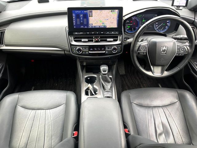 TOYOTA CROWN SEDAN HYBRID 2022 Image 31