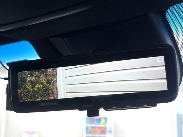 TOYOTA CROWN SEDAN HYBRID 2022 Image 31