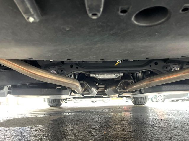 TOYOTA CROWN SEDAN HYBRID 2022 Image 31