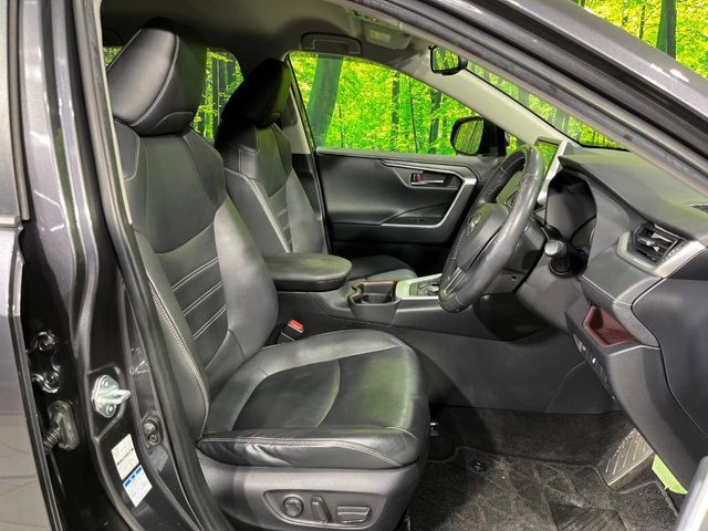 TOYOTA RAV4 HYBRID 4WD 2019 Image 31