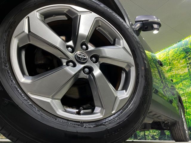 TOYOTA RAV4 HYBRID 4WD 2019 Image 31