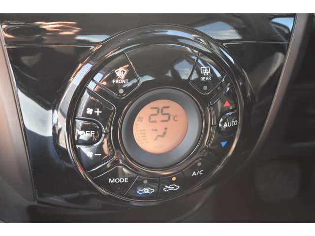 NISSAN NOTE 2016 Image 31