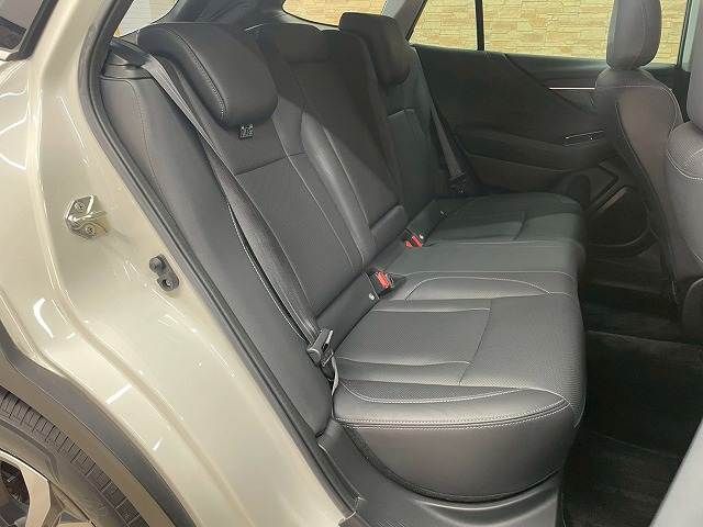 SUBARU LEGACY OUTBACK 2022 Image 31