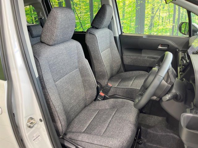 TOYOTA SIENTA HYBRID 2025 Image 31