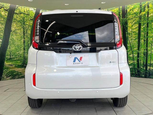 TOYOTA SIENTA HYBRID 2025 Image 31