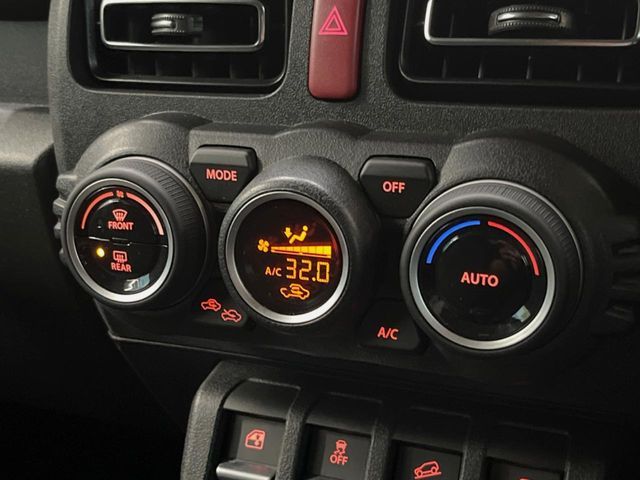 SUZUKI JIMNY NOMADE 2026 Image 31