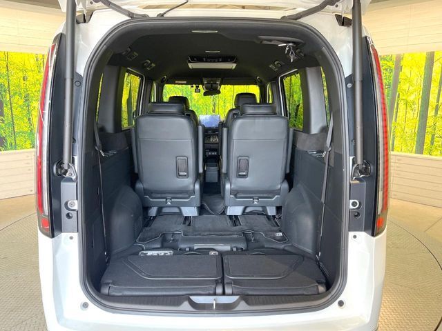 HONDA STEPWAGON E:HEV SPAD 2024 Image 31