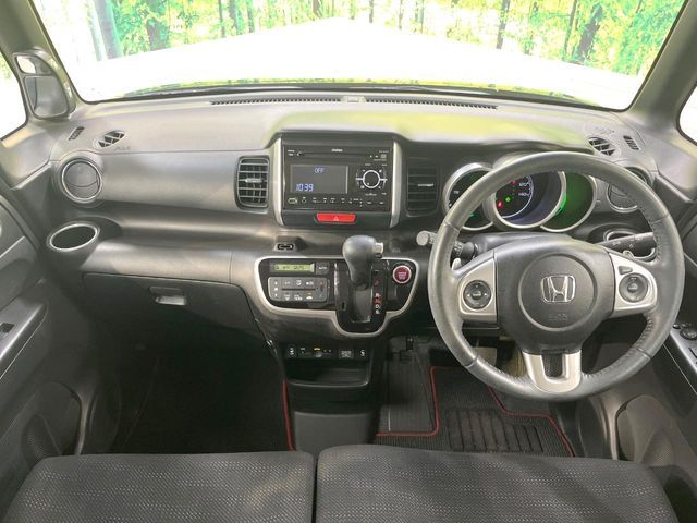 HONDA N BOX 2016 Image 31