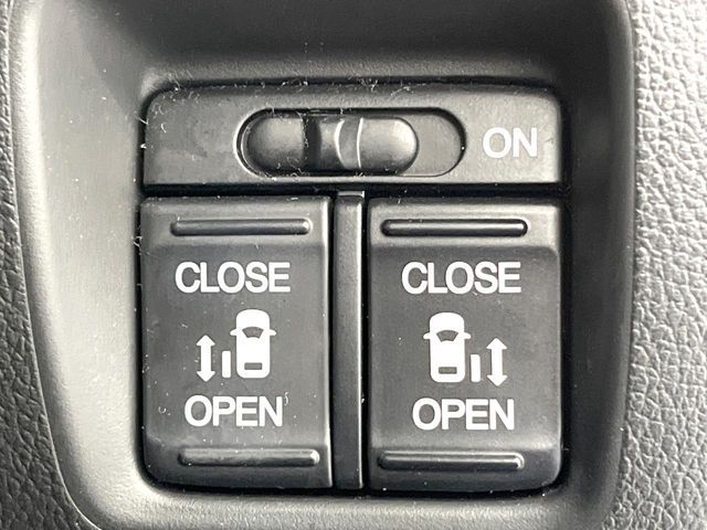 HONDA N BOX 2016 Image 31