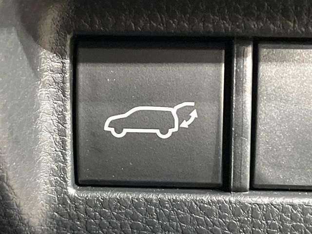 TOYOTA HARRIER 4WD 2024 Image 31