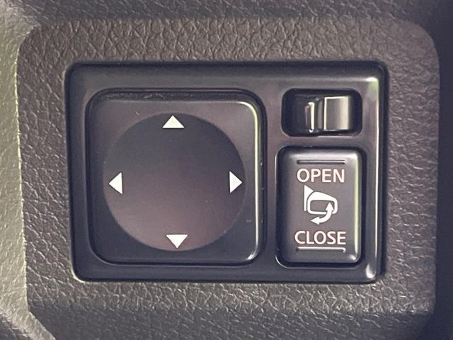 NISSAN CUBE 2017 Image 31