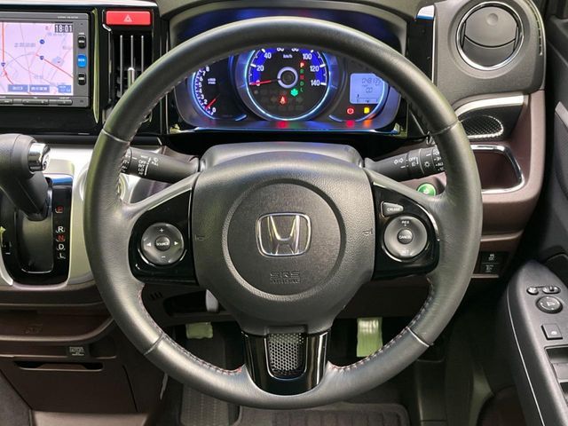 HONDA N-WGN CUSTOM 2016 Image 31