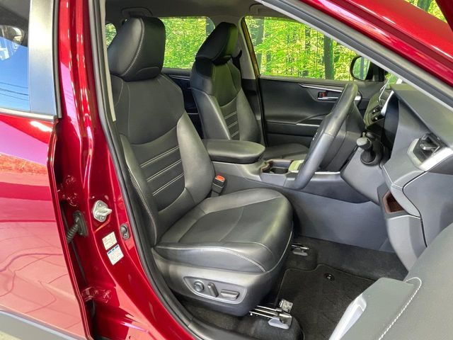 TOYOTA RAV4 HYBRID 4WD 2019 Image 31