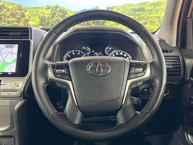 TOYOTA LANDCRUISER PRADO 2023 Image 31