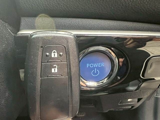 TOYOTA PRIUS 2020 Image 31