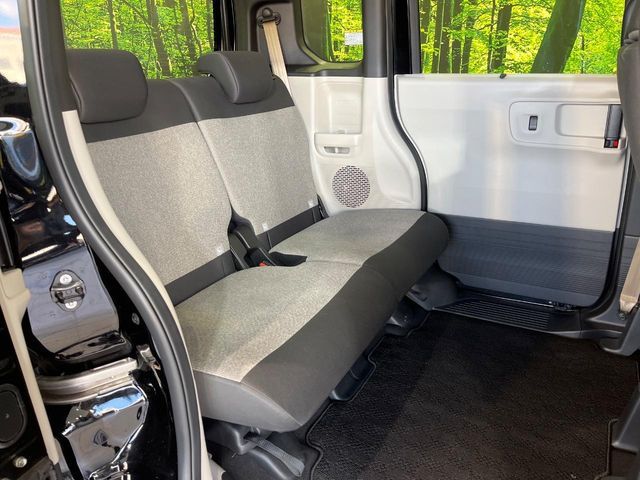 HONDA N BOX 2024 Image 31