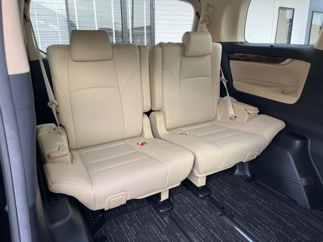 TOYOTA ALPHARD 2018 Image 31