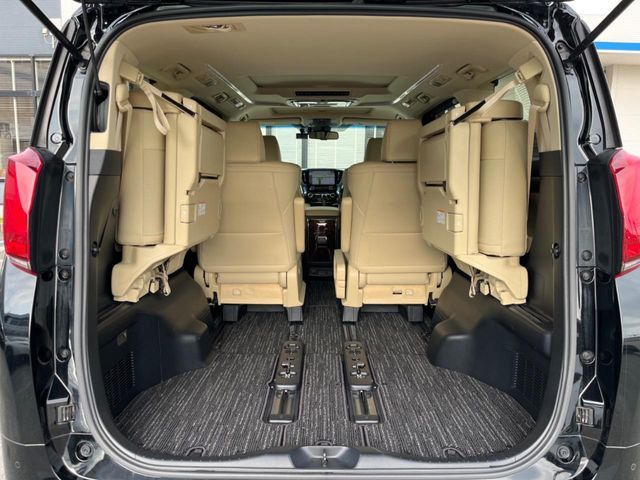 TOYOTA ALPHARD 2018 Image 31