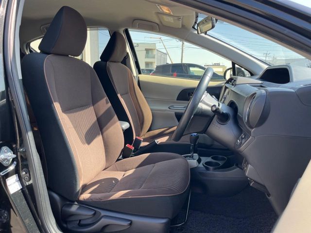 TOYOTA AQUA 2013 Image 31