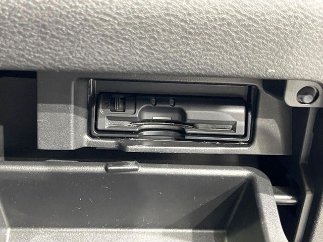 NISSAN SERENA  S-HYBRID 2017 Image 31