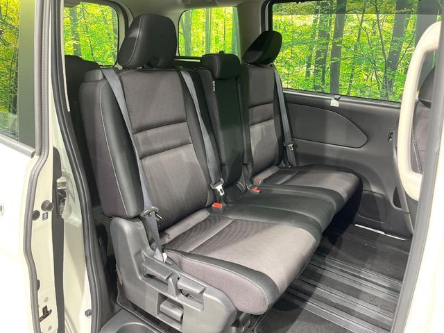 NISSAN SERENA  S-HYBRID 2017 Image 31