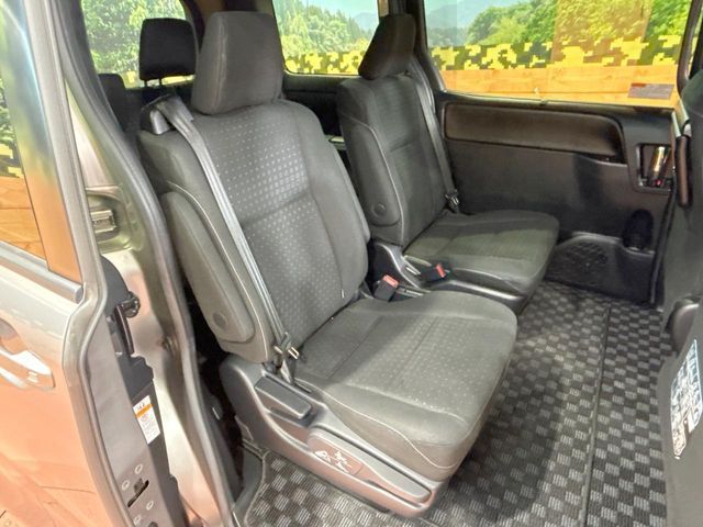 TOYOTA NOAH 2019 Image 31