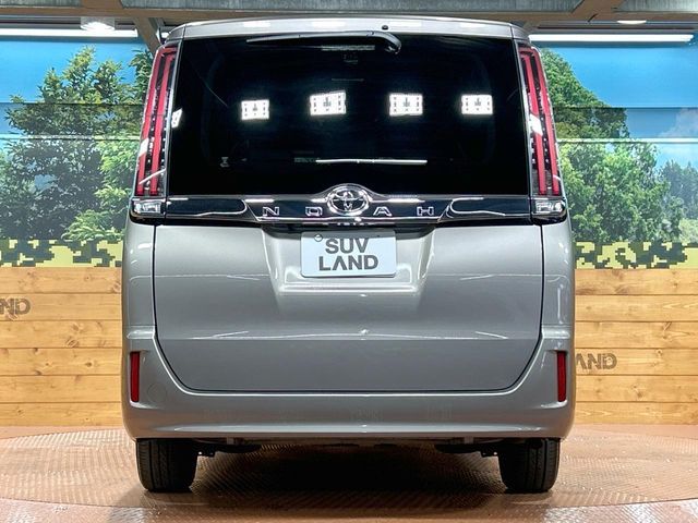TOYOTA NOAH 2019 Image 31