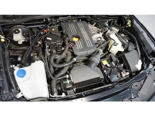 FIAT ABARTH 124 SPIDER 2017 Image 31