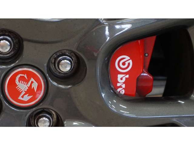 FIAT ABARTH 124 SPIDER 2017 Image 31