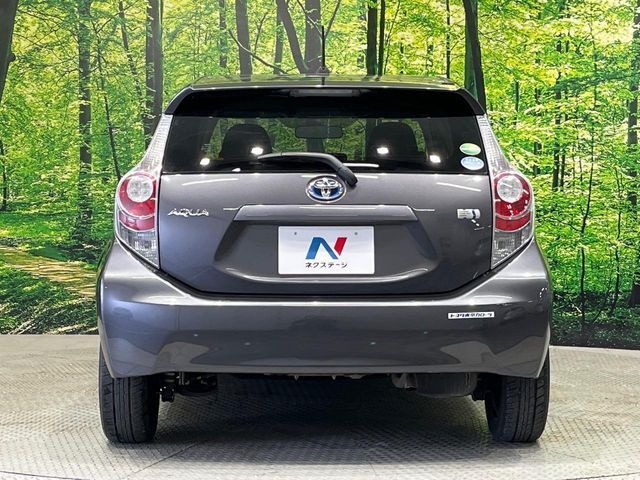 TOYOTA AQUA 2013 Image 31