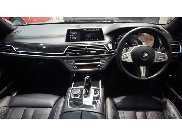 BMW 7SERIES 2021 Image 31