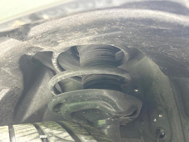 TOYOTA RAV4 4WD 2025 Image 31