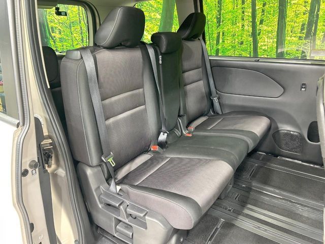 NISSAN SERENA  S-HYBRID 2017 Image 31