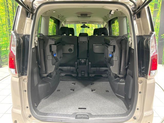 NISSAN SERENA  S-HYBRID 2017 Image 31