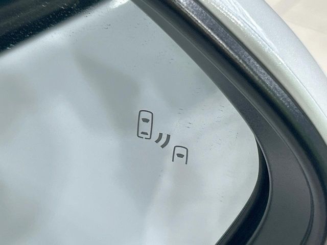 TOYOTA SIENTA HYBRID 2025 Image 31